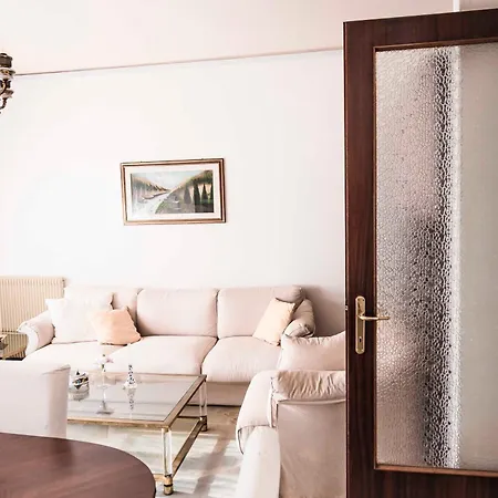 - Sportholiday House Segusino-valdobbiadene Apartment