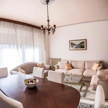 - Sportholiday House Segusino-valdobbiadene